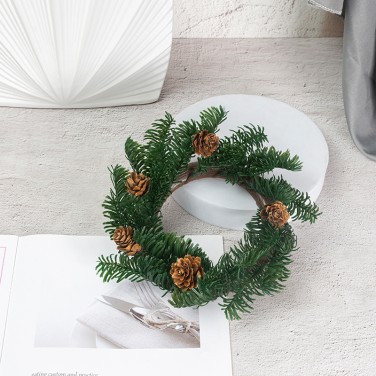 Artifi Christmas Wreath